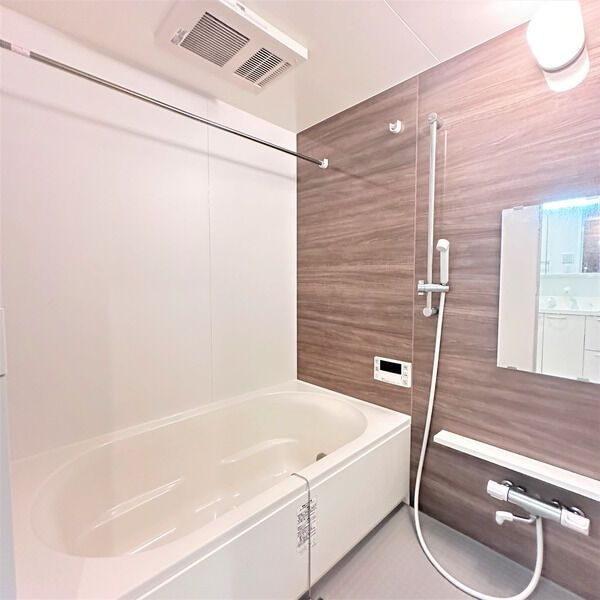 URBAN GREY 2ndの浴室