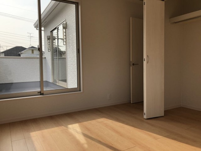 【洋室】 | リナージュ生駒郡平群町西宮第2期全2棟1号棟 | 施工例写真