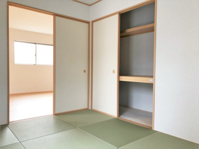 【和室】 | リナージュ生駒郡平群町西宮第2期全2棟1号棟 | 施工例写真