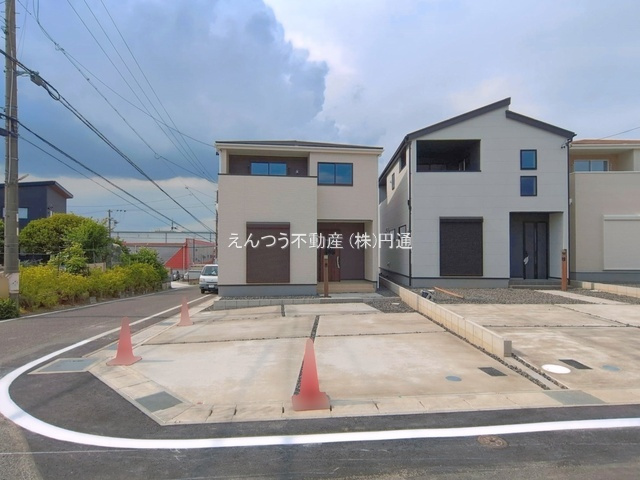 リーブルガーデン西寺山町第2の前面道路含む現地写真