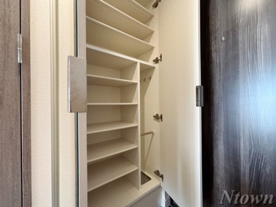 【収納】 | プレサンス広小路通今池 | たっぷりとした収納スペースです