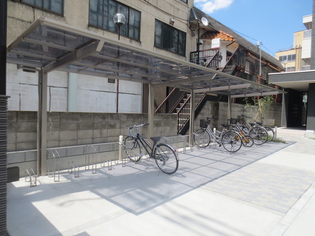 エレクティオの駐車場|★屋根付き自転車駐輪場★