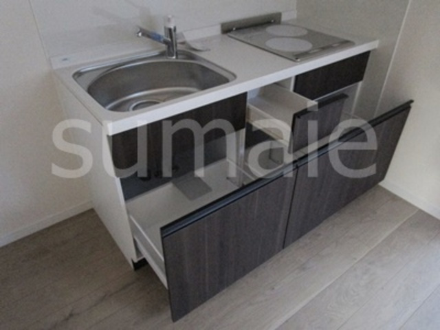 クレ・ドゥ・レスポワールの収納|キッチンの収納できる所です♪