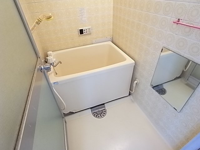 新町ハイツの浴室