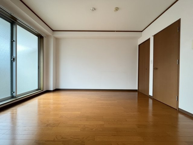 ステラコート潮江の洋室