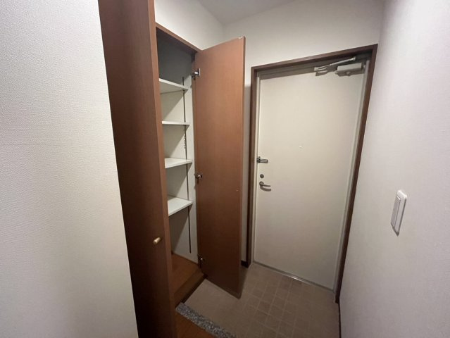 ステラコート潮江の玄関