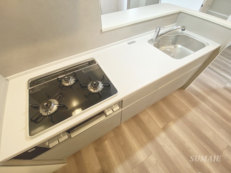 ＴＣＳ北浦和レジデンスのキッチン|グリル付き3口コンロ設置☆