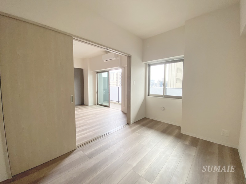 ＴＣＳ北浦和レジデンスの寝室|リビング隣の5.6帖☆