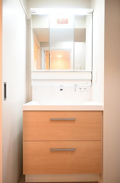 【独立洗面台】