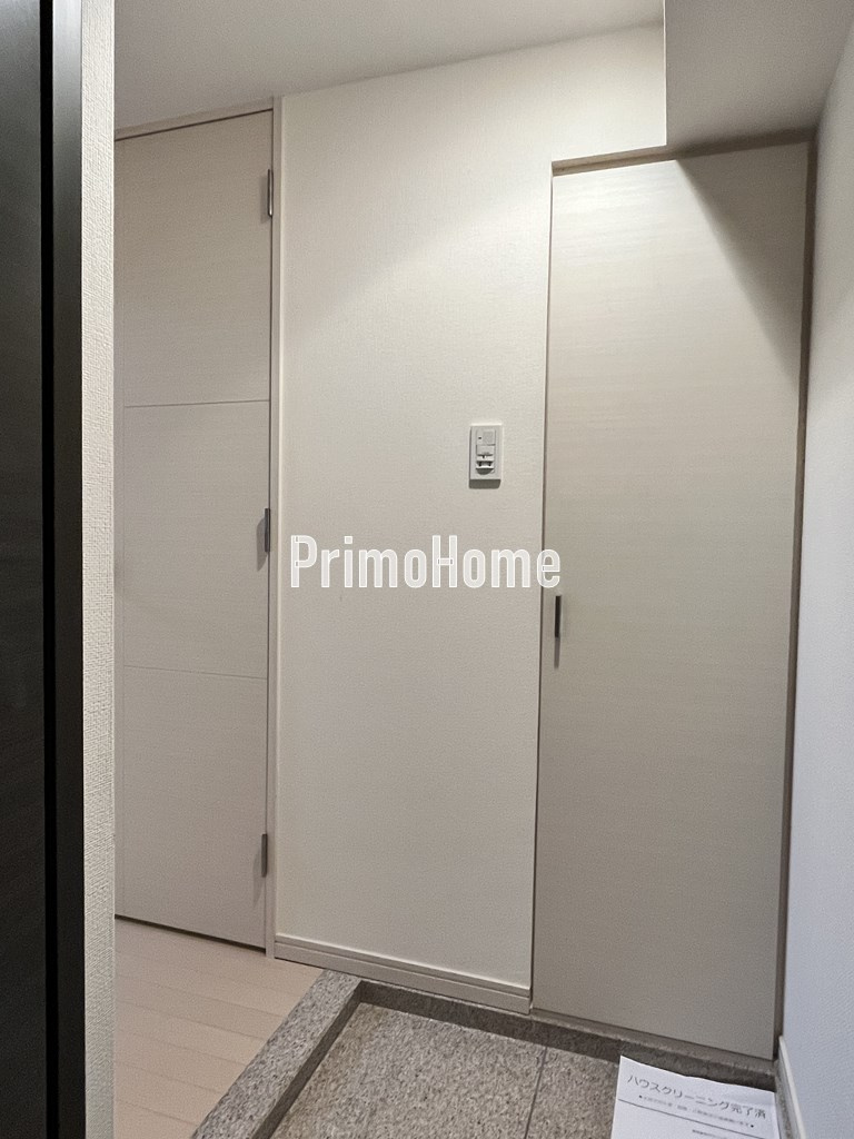 メインステージ九段下の玄関