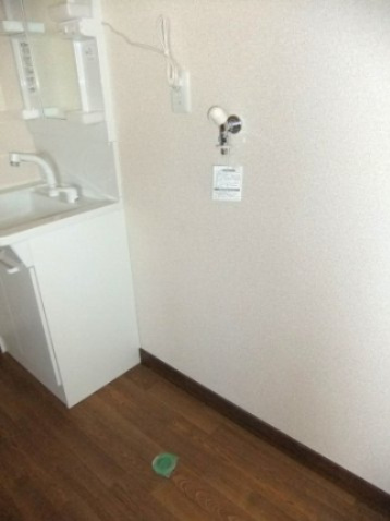 レジデンス星が丘の設備|洗濯機置き場
