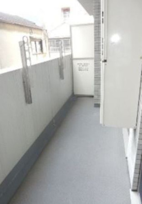 【バルコニー】 | アルベロ向島23 | バルコニーからの眺めを楽しみながら食事をしませんか