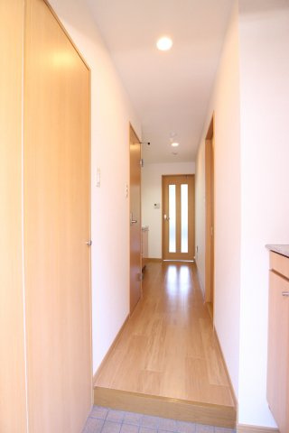 ハッピー・デンの玄関