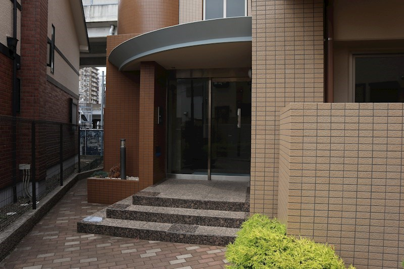 リヴィエール船橋のエントランス