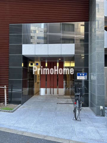 メインステージ九段下のエントランス