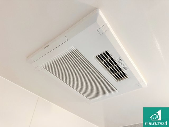 神戸市垂水区乙木　新築一戸建ての冷暖房・空調設備|四季を通して快適なバスライフをお手伝いする浴室暖房乾燥機！浴室の乾燥・暖房・涼風・換気はもちろん、２４時間換気にも対応！