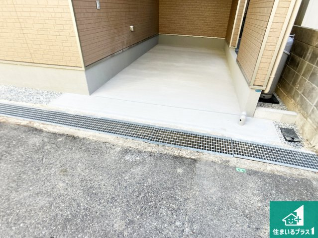 神戸市垂水区乙木　新築一戸建ての駐車場|駐車スペース！散水栓があるので、こまめに愛車を洗えます！