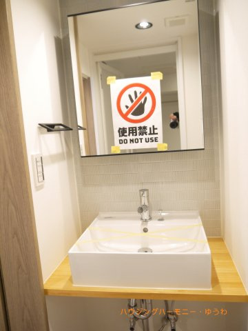 【独立洗面台】 | ＧＳハイム巣鴨 | 広々としたパウダールームの延長に洗髪洗面化粧台があります。