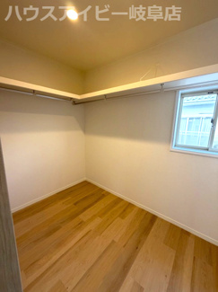 【洋室】 | 瑞穂市別府再生住宅登場です♪JR穂積駅まで徒歩9分です♪お車縦列2台可能！水回りすべて新品交換！ | 瑞穂市別府再生住宅登場です♪JR穂積駅まで徒歩9分です♪お車縦列2台可能！水回りすべて新品交換！