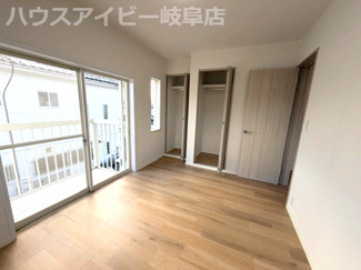 【洋室】 | 瑞穂市別府再生住宅登場です♪JR穂積駅まで徒歩9分です♪お車縦列2台可能！水回りすべて新品交換！ | 瑞穂市別府再生住宅登場です♪JR穂積駅まで徒歩9分です♪お車縦列2台可能！水回りすべて新品交換！