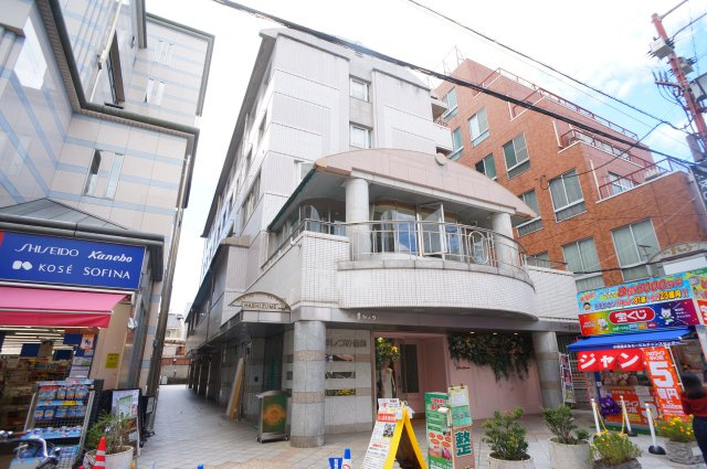 ビルまあぁろの外観