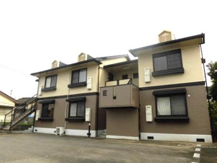 シャルマン平原 E棟の外観