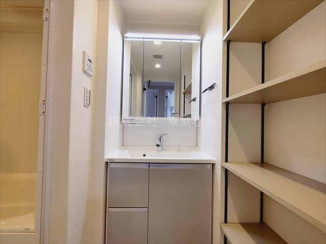 【独立洗面台】 | 志木南パーク・ホームズ | 朝の身支度には欠かせない独立洗面化粧台