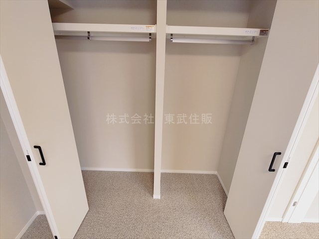 【収納】 | 志木南パーク・ホームズ | 洋室5.7帖西側収納