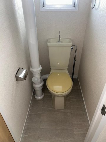 福岡市博多区新和町２丁目の賃貸マンションのトイレ