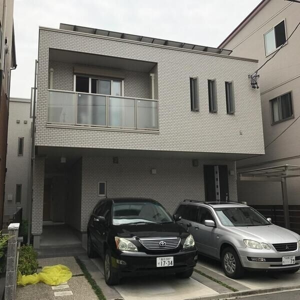 スペースとなみ