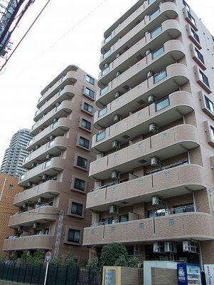 【外観】 | ラポール西大島 イースト | 外観は落ち着いています