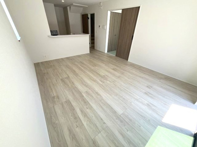 【居間・リビング】 | 【20万円ｷｬｯｼｭﾊﾞｯｸ対象物件】リナージュ生駒郡平群町西宮第2期全2棟2号棟