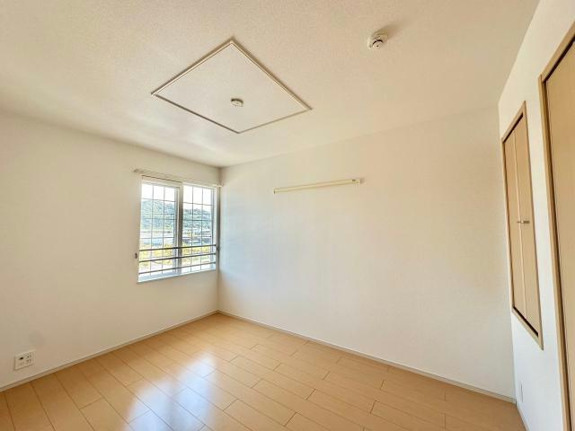 オアシス上ノ茶屋の洋室