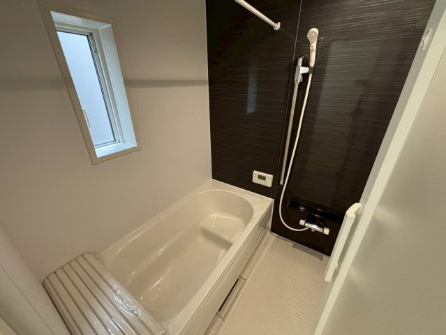 明和1丁目　新築戸建ての浴室|浴室暖房乾燥機付きのシステムバスルームです。