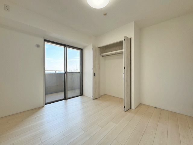 セレーノ幸町の洋室