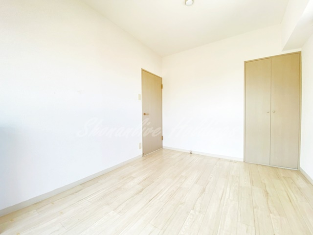 WITH PLACE MORISAKIの寝室|前面棟無し♪開放的な洋室※同間取り