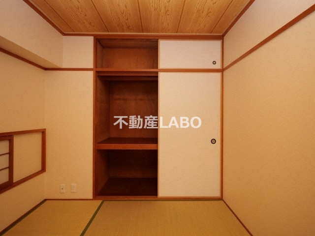 清川六番館の収納