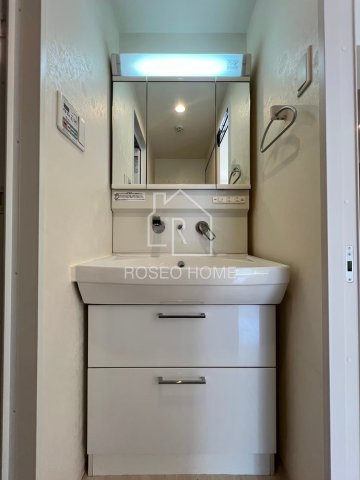 リンデンプラザ心斎橋の洗面所|同マンション別部屋：参考写真