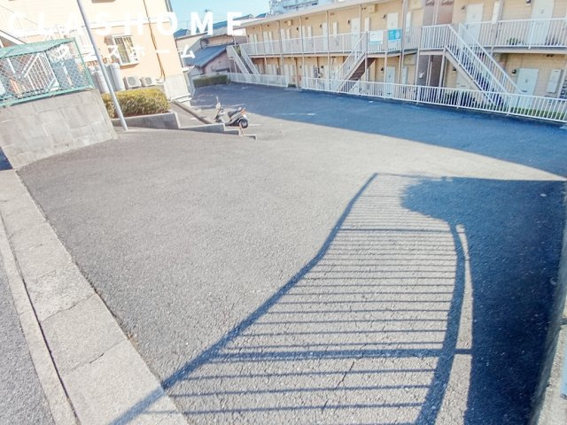クレストコートＡ　　　刈谷市の賃貸はクラスホーム刈谷店の駐車場