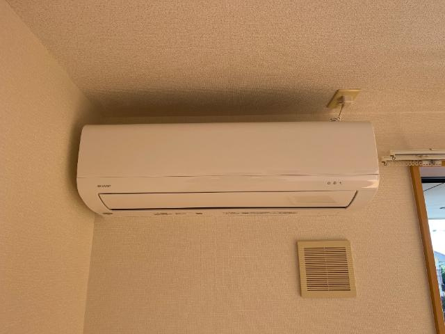 パサニアコートの設備|リビングエアコン
