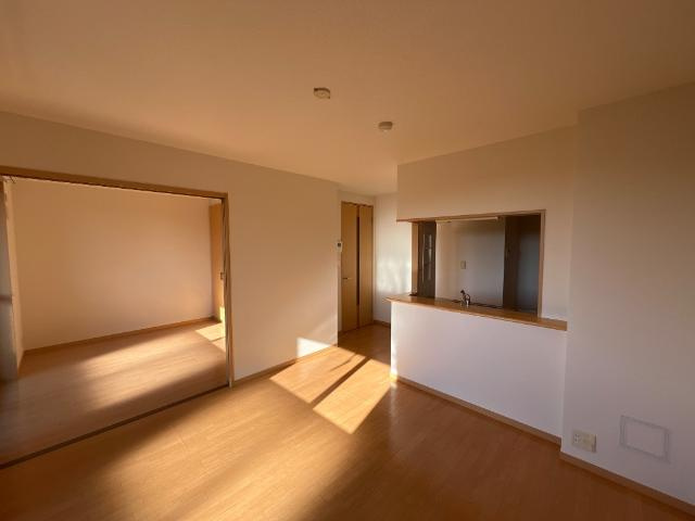 パサニアコートの居間・リビング|リビング