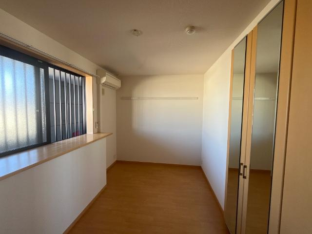 パサニアコートの洋室|北洋室