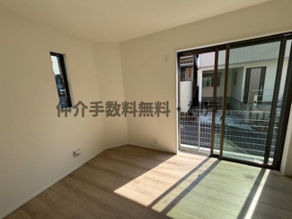 【洋室】 | 神戸市垂水区乙木2丁目　新築戸建　仲介手数料無料！ | 広々とした洋室です