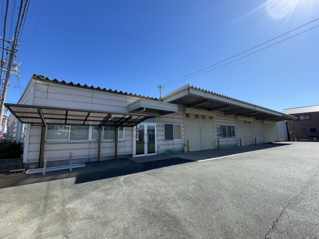 飯田町貸冷蔵倉庫の外観