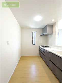 【独立洗面台】 | 床暖房　EVコンセント　行徳11分　限定1区画　関ヶ島 | 同タイプ　忙しい朝も快適な洗面スペース