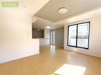 【キッチン】 | 床暖房　EVコンセント　行徳11分　限定1区画　関ヶ島 | 同タイプ　使いやすく機能的なシステムキッチン