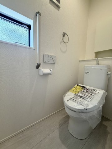 練馬区石神井台4丁目　間口7ｍ×整形地　新築戸建限定1棟のトイレ