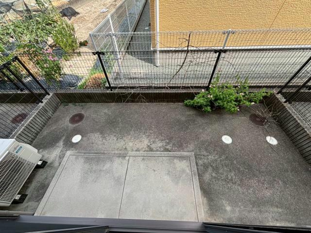 メイプルコート佐土のバルコニー