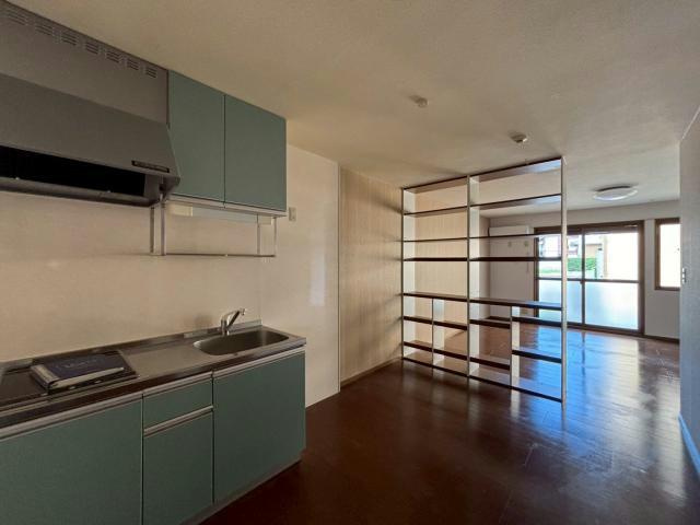 メイプルコート佐土の居間・リビング