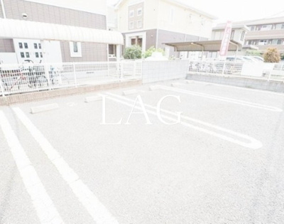 【駐車場】 | ドゥーメゾンⅠ番館